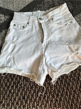 Distressed White High Waisted Denim Shorts Frayed Raw Hem Size Small Summer